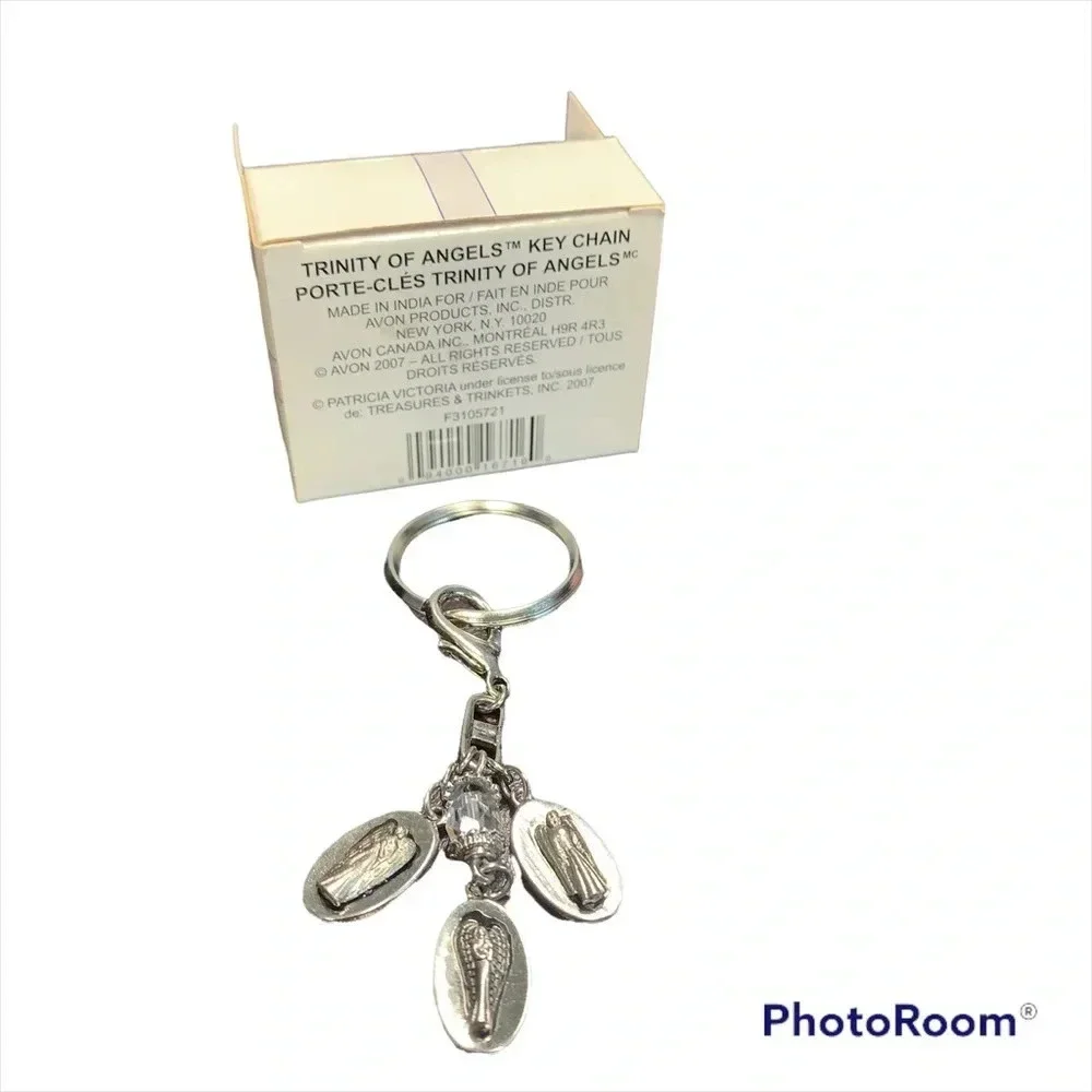 Avon trinity of angels key chain silver tone 4 inches long